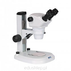 Wyższy model serii Delta Optical SZ. Doskonały mikroskop stereoskopowy o ergonomicznej i nowoczesnej konstrukcji
przeznaczony dla profesjonalistów do obserwacji stereoskopowych w świetle odbitym i przechodzącym. Ma zastosowanie w wielu dziedzinach nauki.
Wersja z nasadką binokularową.