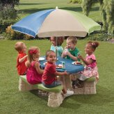 Stolik piknikowy z parasolem
