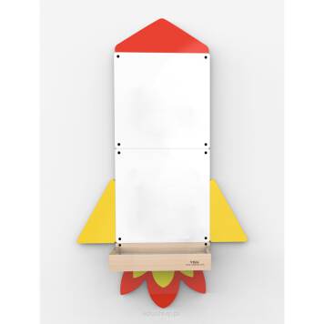 Tablica w kształcie rakiety z wygodną półeczką idealnie sprawdzi się do pokoju dziecka i sali przedszkolnej.